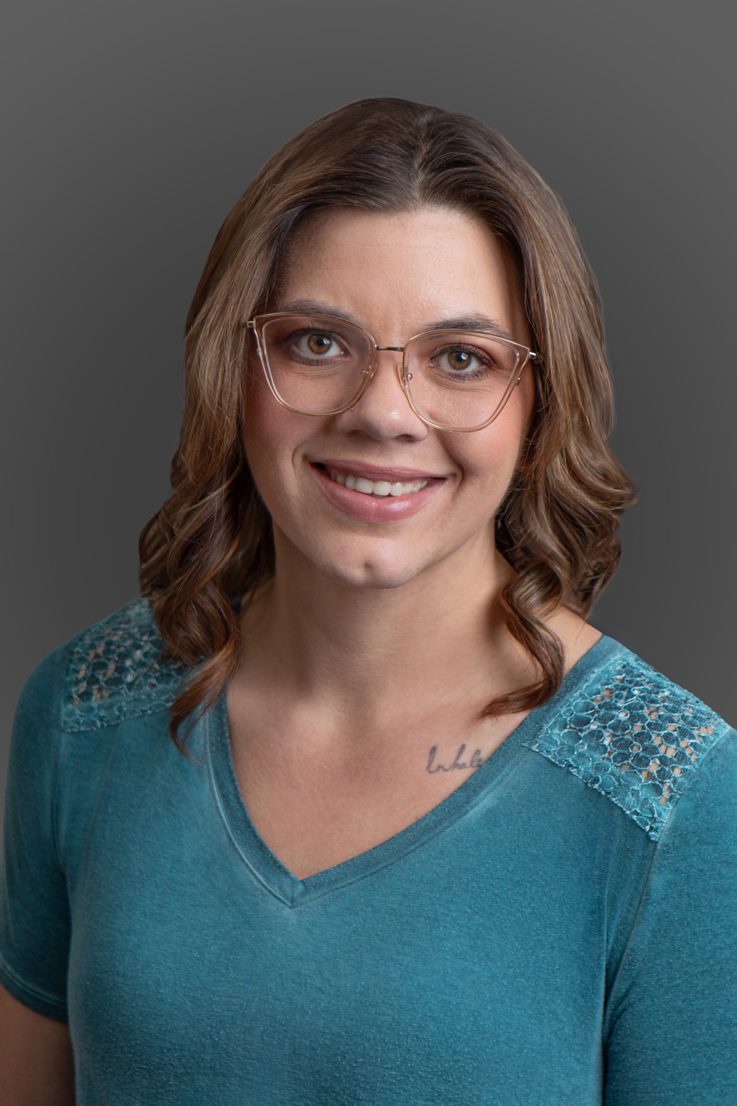 Kayla-Bade_Alchemy-Salon_andrewsartistry.com_002A5256-web